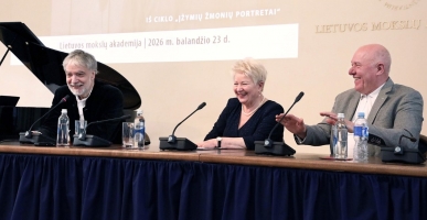 0U9A7973-UŽSKLANDAI-4c68cb90baeb946ad6c7705aa2266250.jpg