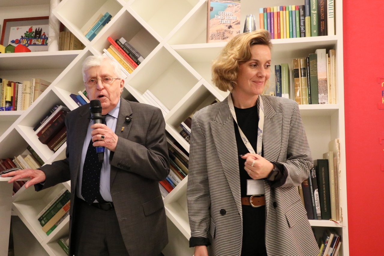 Konferencijos mokslinis vadovas akad. Algimantas Grigelis ir konferencijos organizatorė Ina Stončė